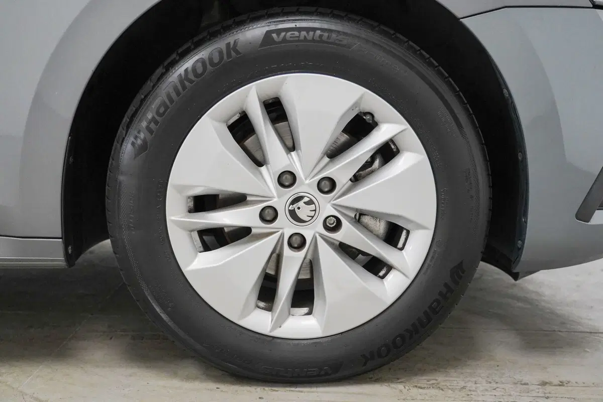 Skoda Octavia usata a Varese (7)