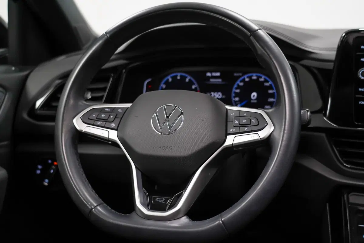 Volkswagen T-Roc usata a Varese (12)
