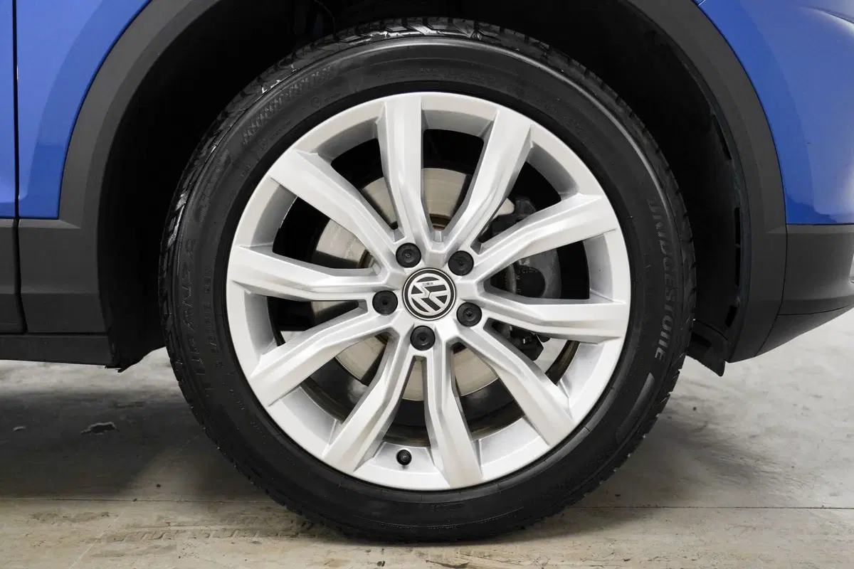 Volkswagen T-Roc usata a Varese (9)