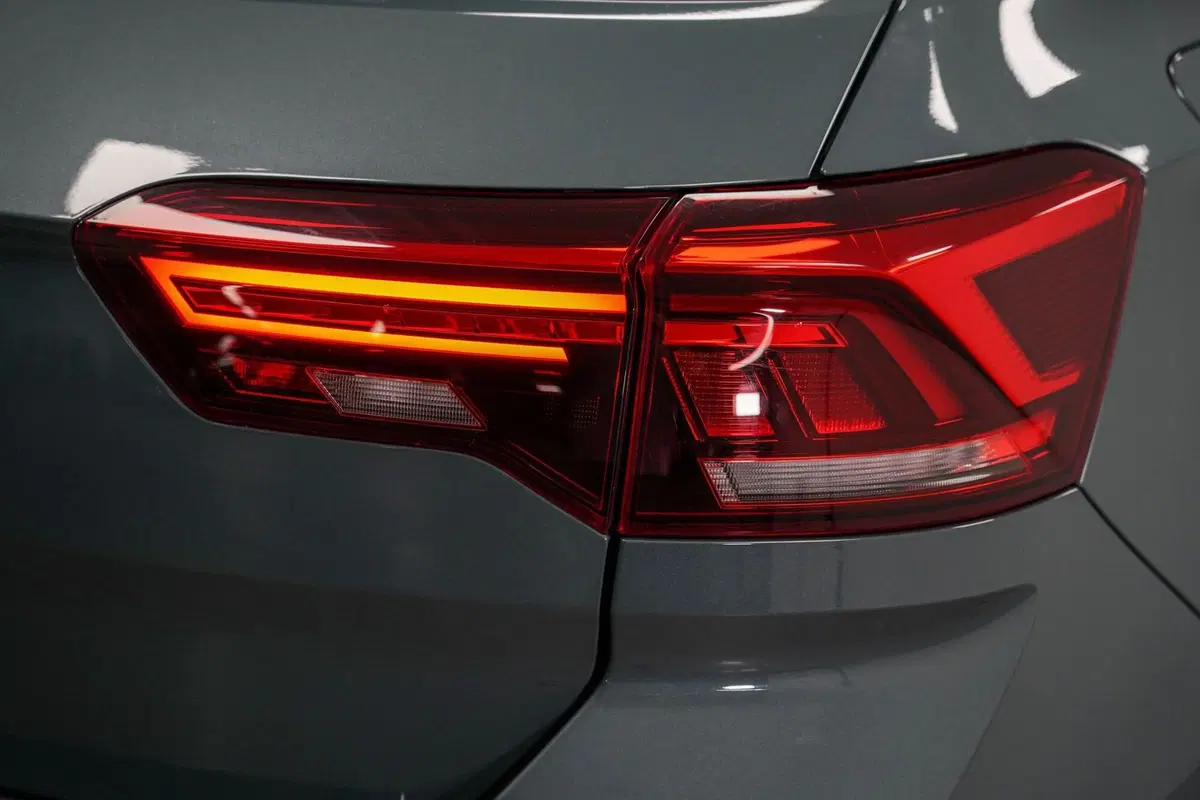 Volkswagen T-Roc usata a Varese (9)
