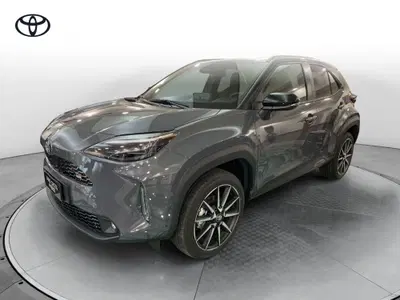 Toyota Yaris Cross 1.5h GR Sport Black Sky fwd 116cv e-cvt nuova a Curno