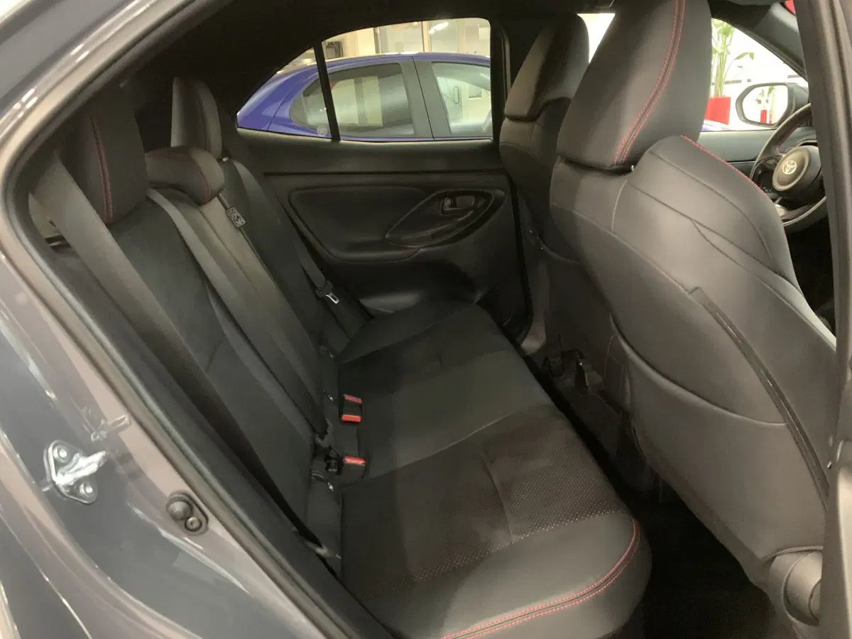 Toyota Yaris Cross nuova a Bergamo (8)