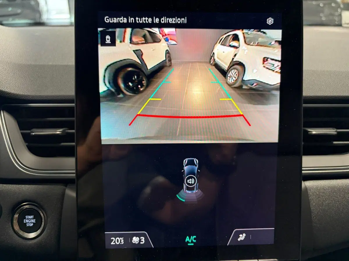 Renault Captur nuova a Milano (12)