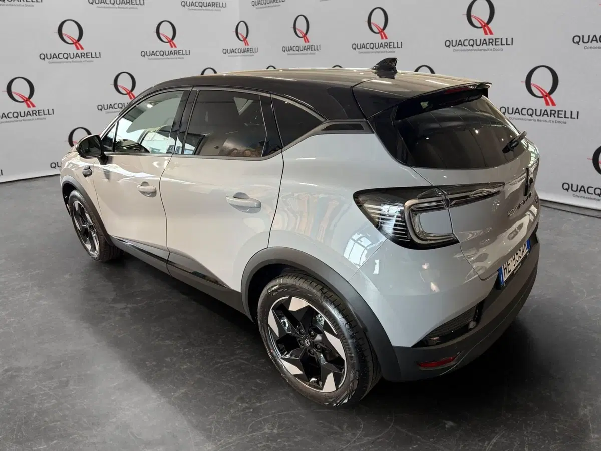 Renault Captur nuova a Milano (6)
