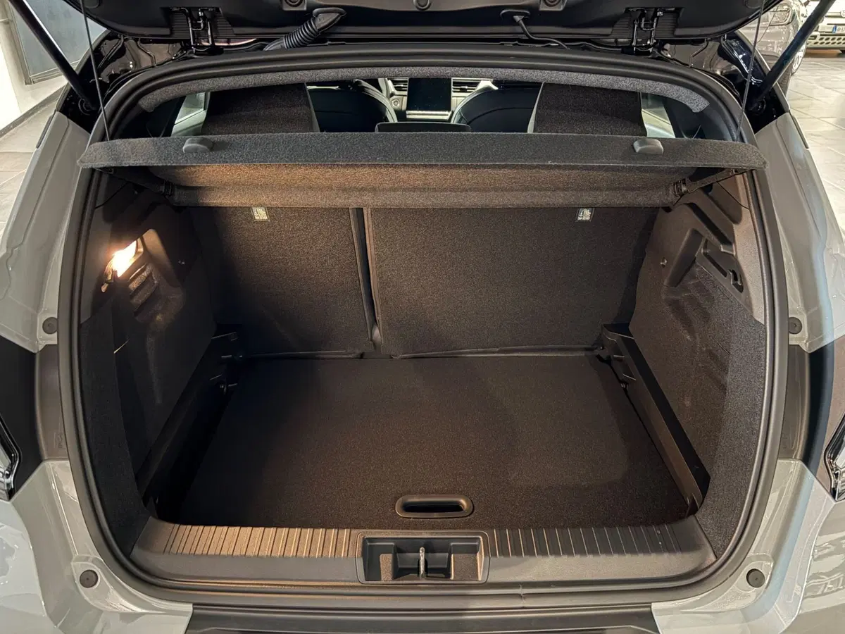 Renault Captur nuova a Milano (9)
