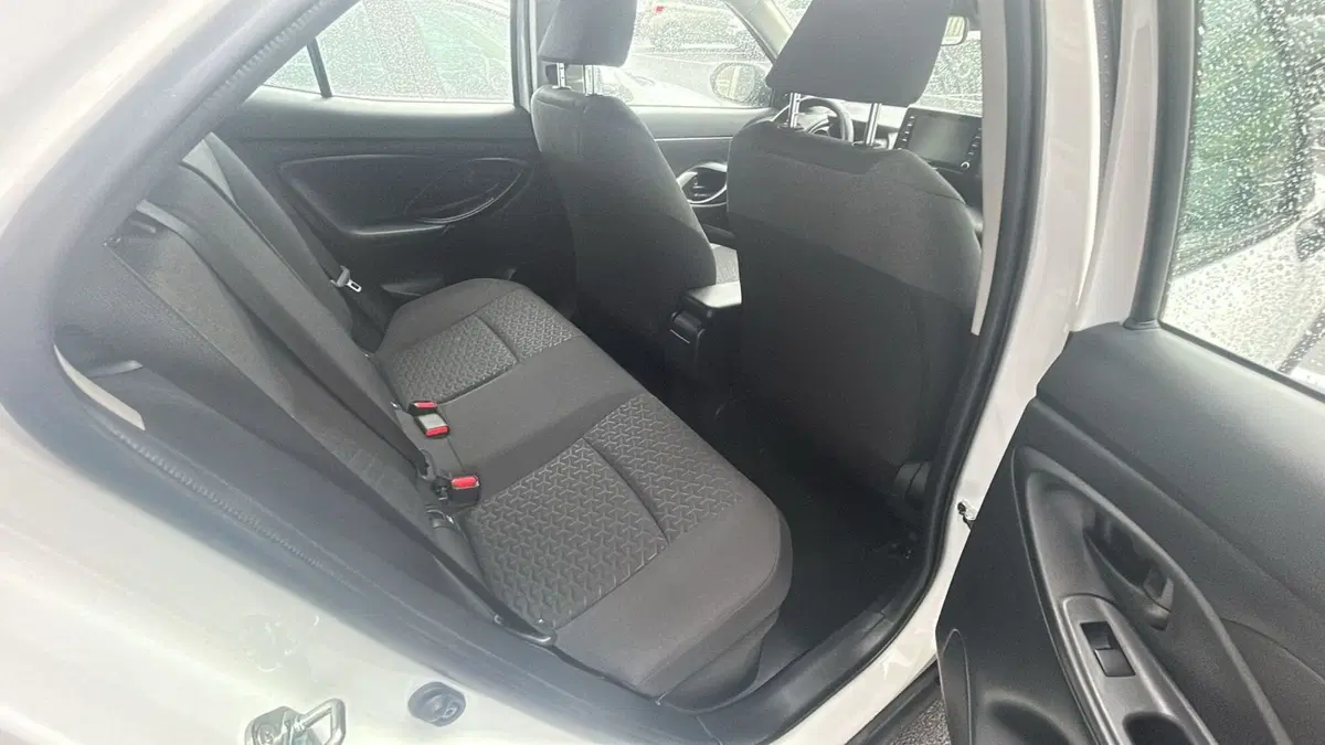 Toyota Yaris Cross usata a Bergamo (11)