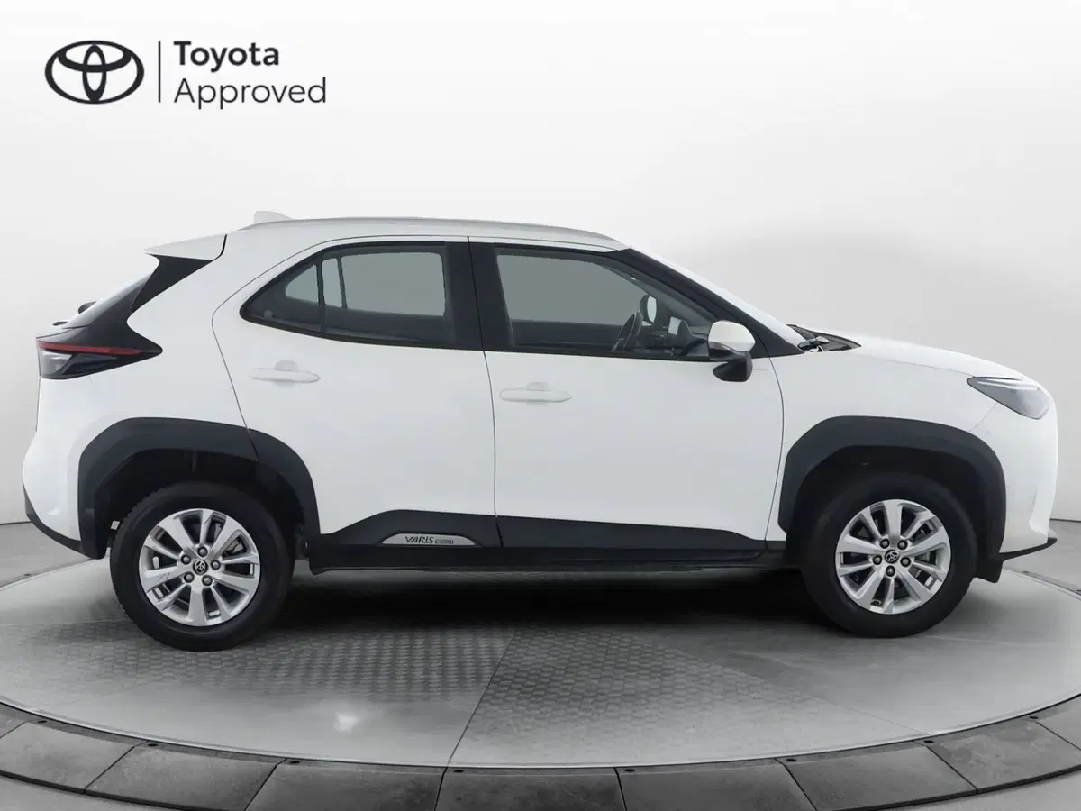 Toyota Yaris Cross usata a Bergamo (4)
