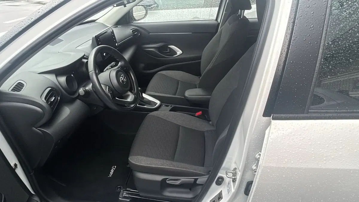 Toyota Yaris Cross usata a Bergamo (6)