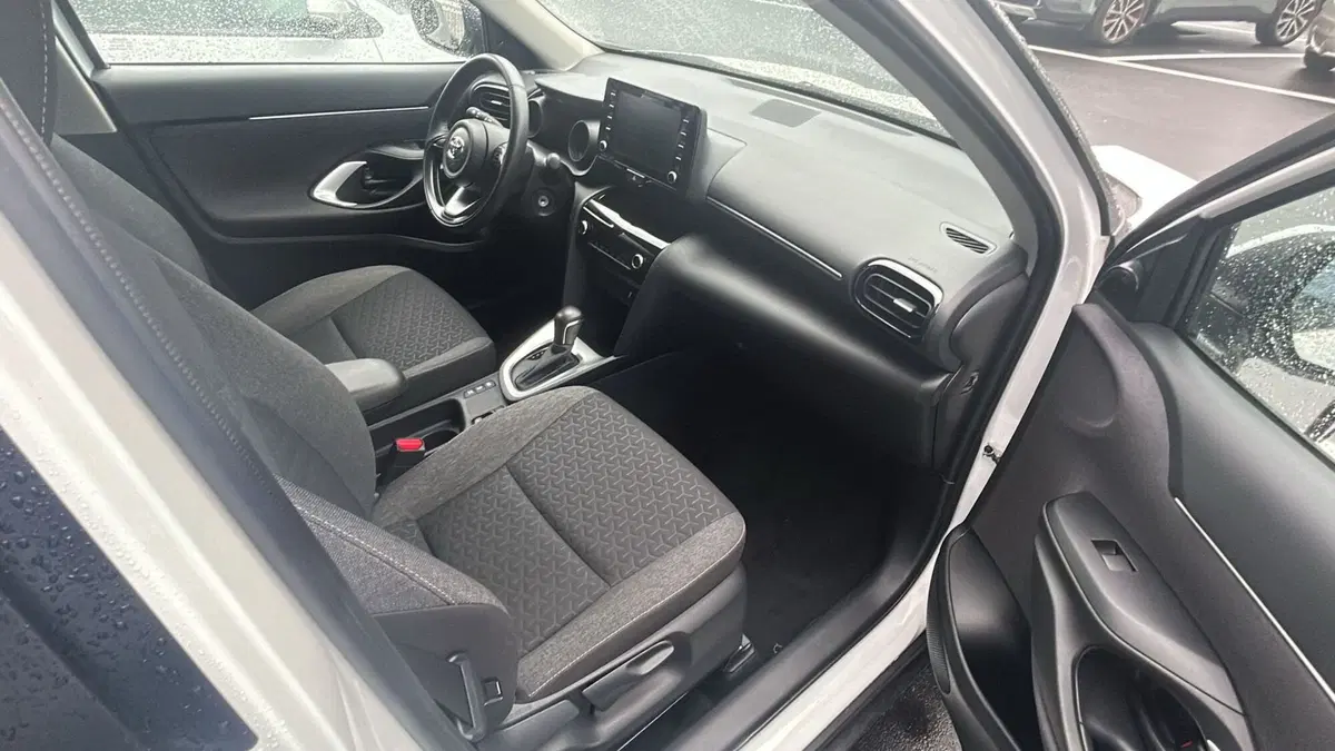 Toyota Yaris Cross usata a Bergamo (9)