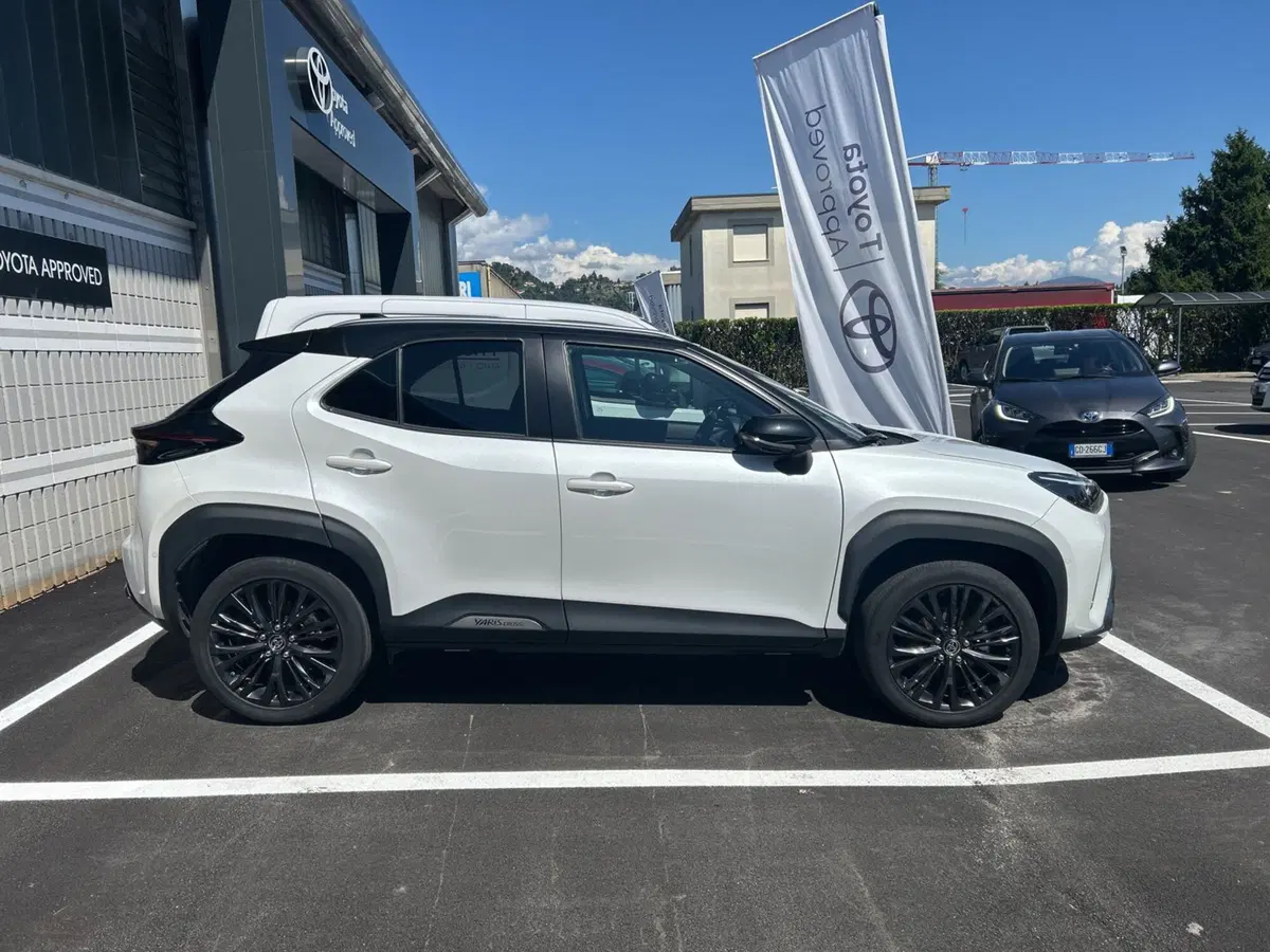 Toyota Yaris Cross usata a Bergamo (13)