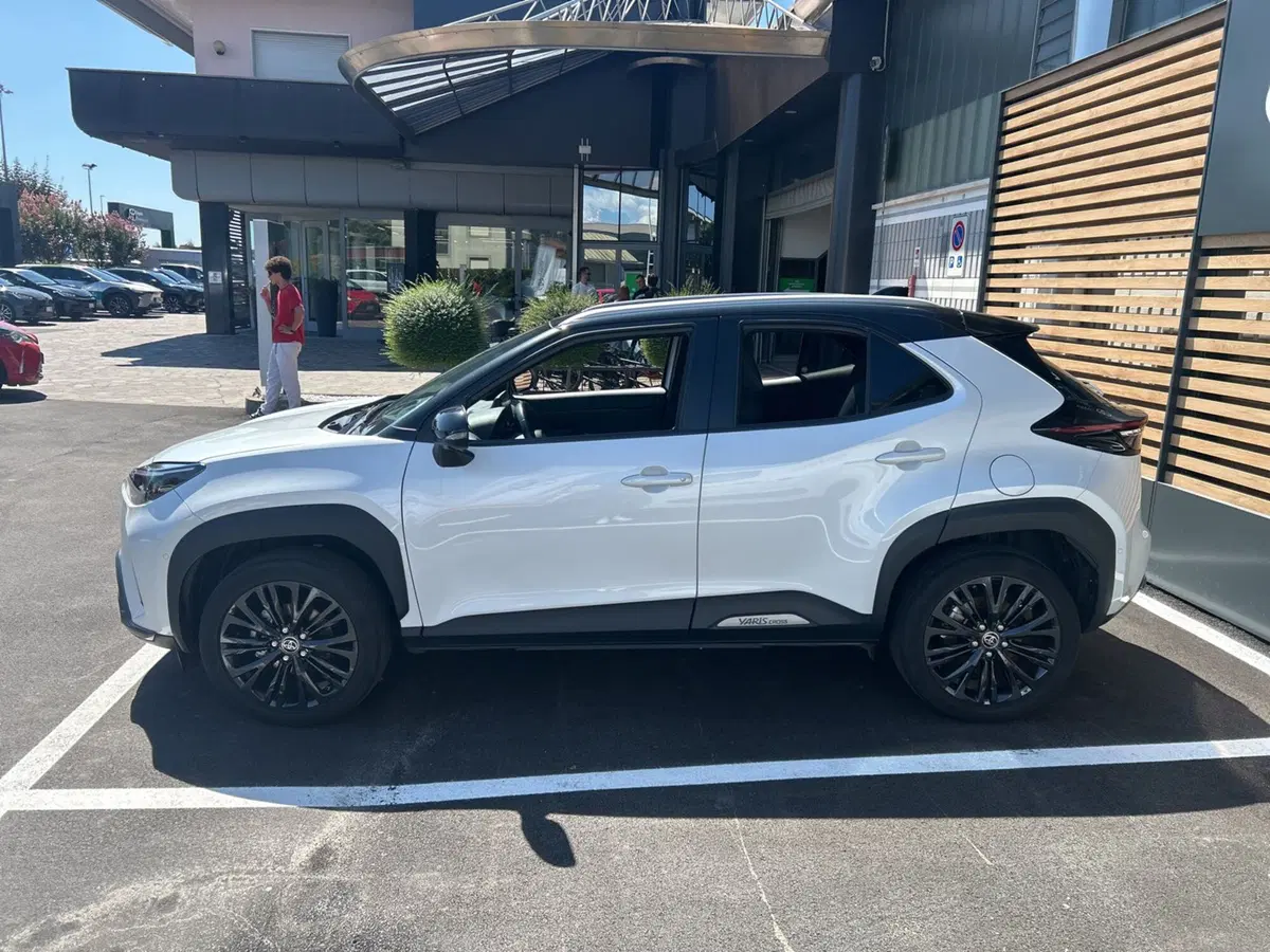 Toyota Yaris Cross usata a Bergamo (3)