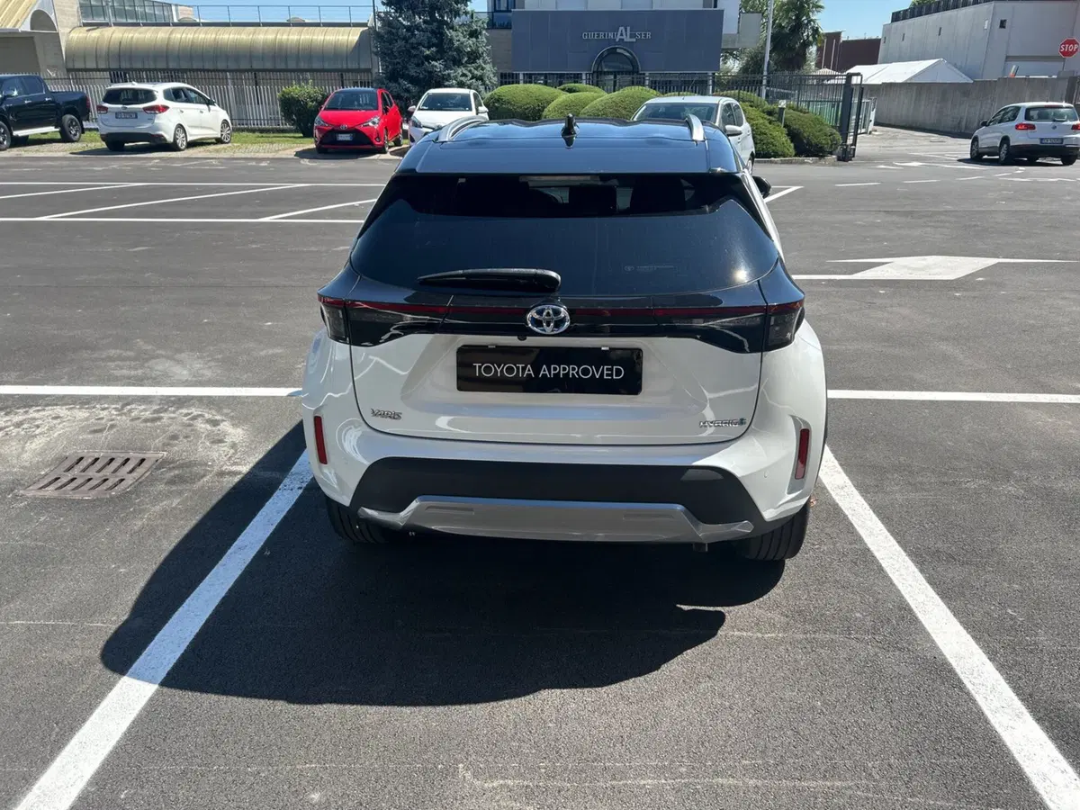 Toyota Yaris Cross usata a Bergamo (4)
