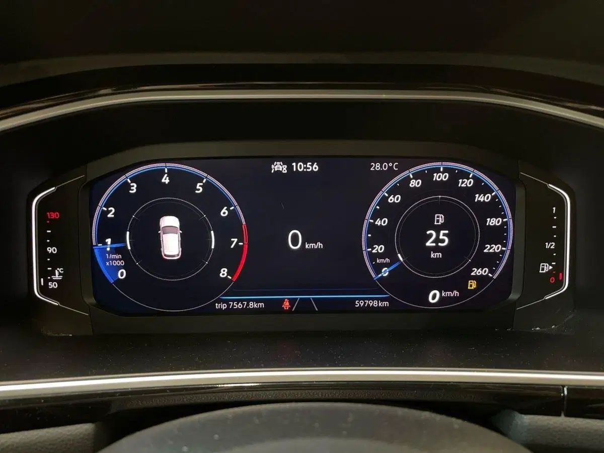 Volkswagen T-Roc usata a Prato (13)