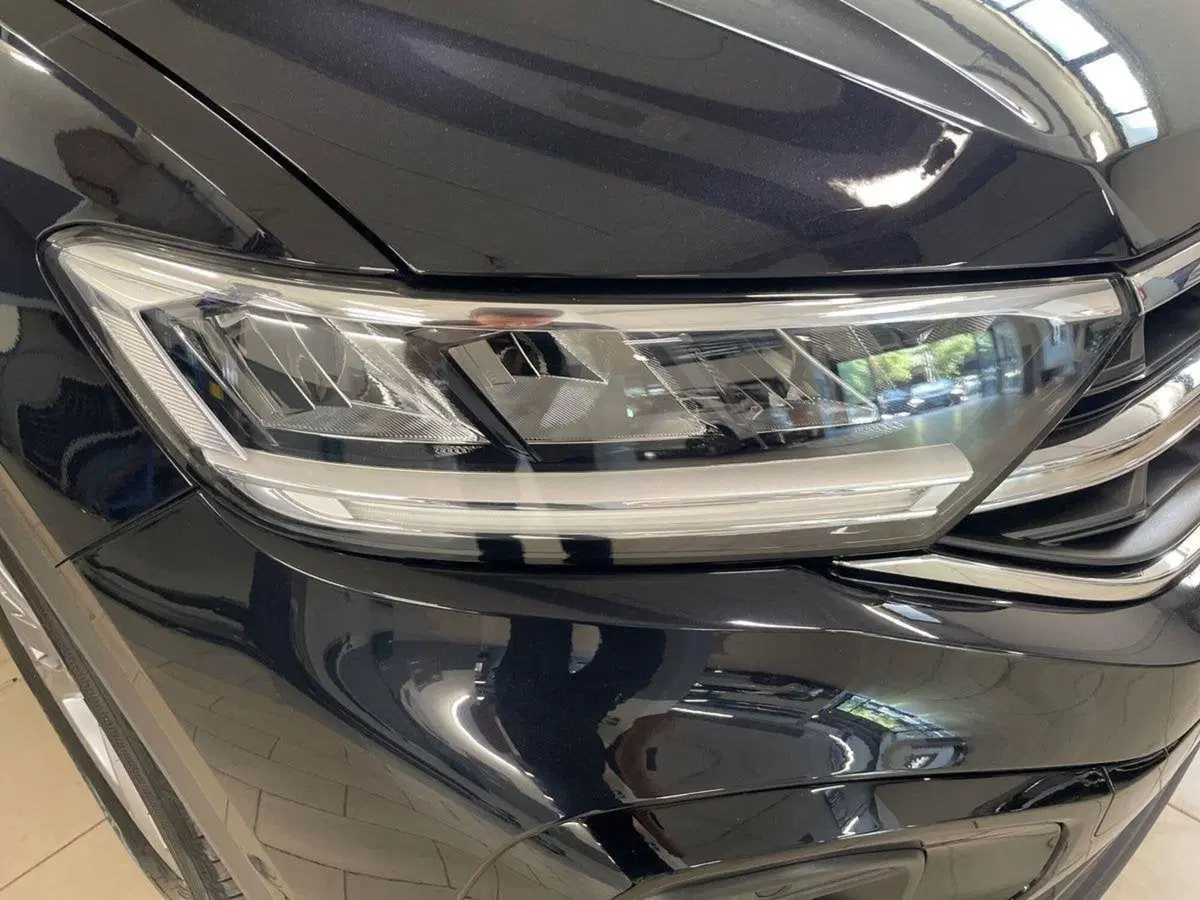 Volkswagen T-Roc usata a Prato (7)