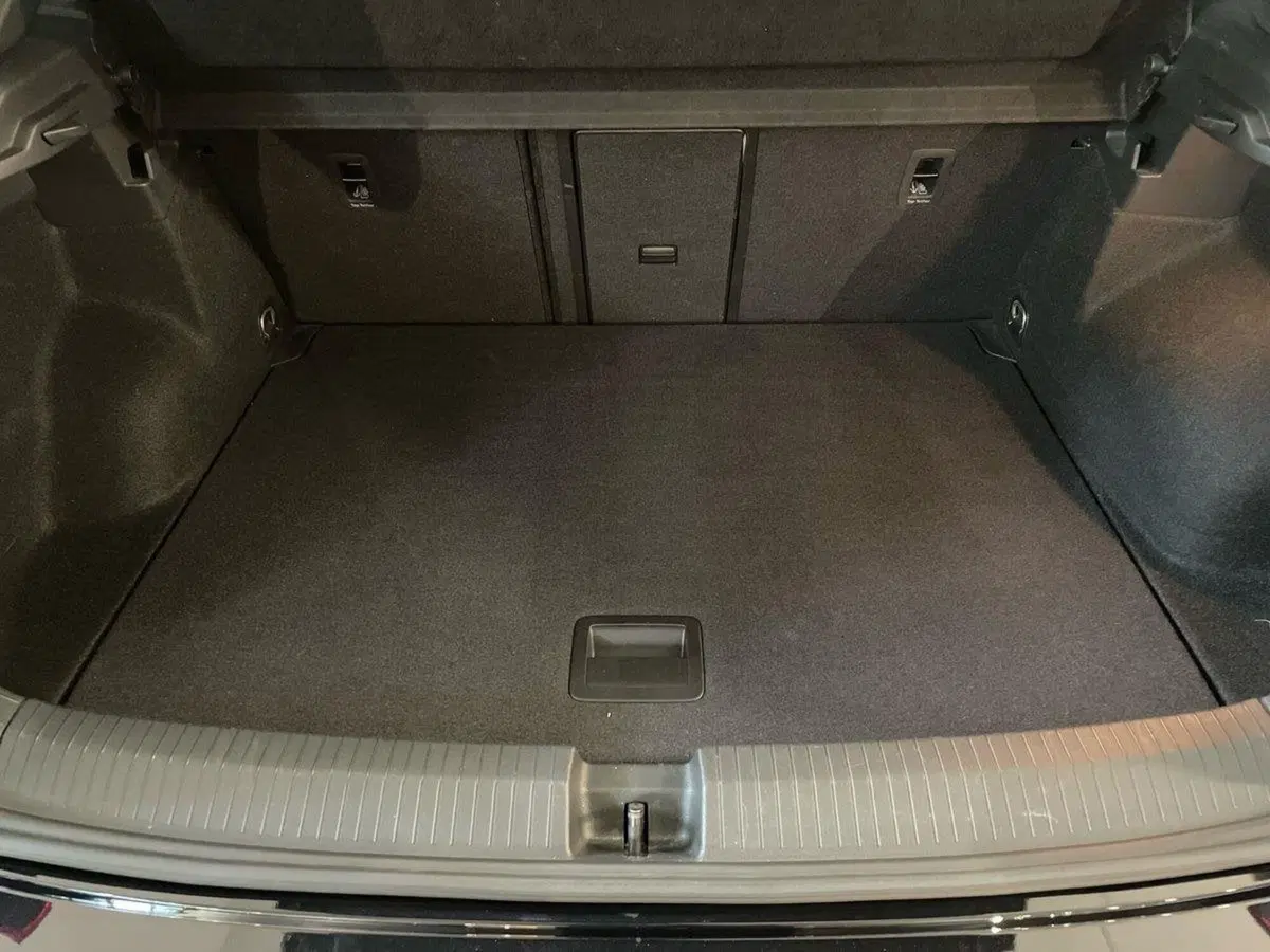 Volkswagen T-Roc usata a Prato (8)