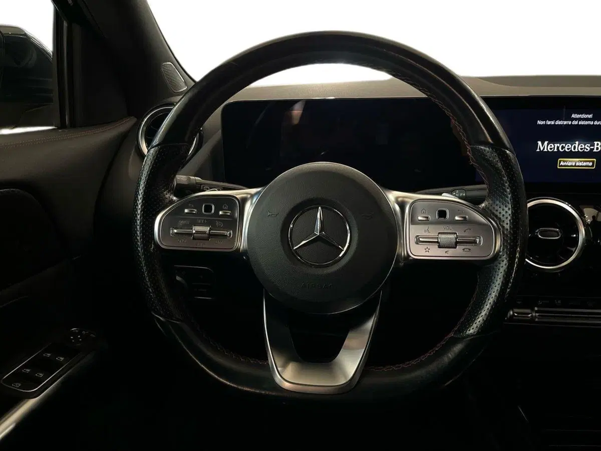 Mercedes-Benz GLA SUV usata a Prato (11)