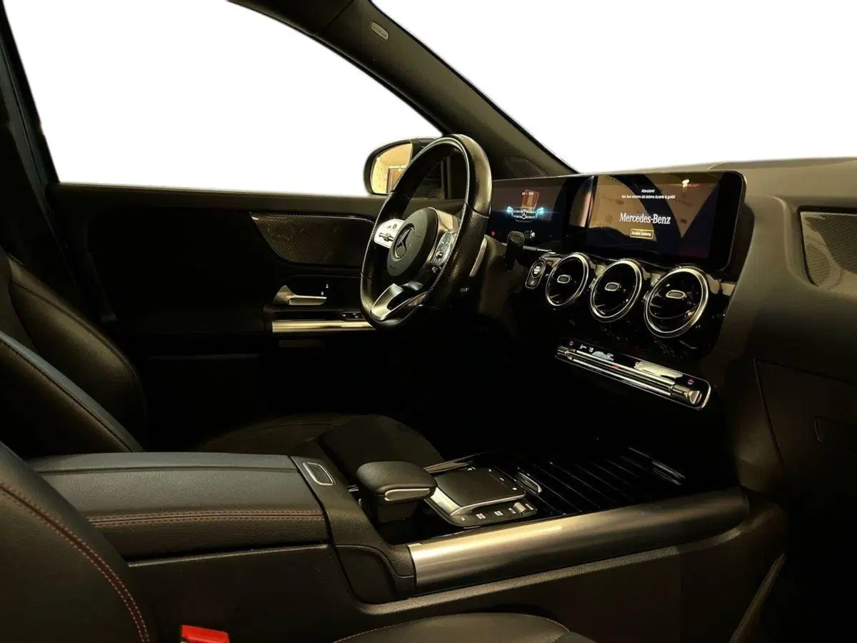 Mercedes-Benz GLA SUV usata a Prato (15)