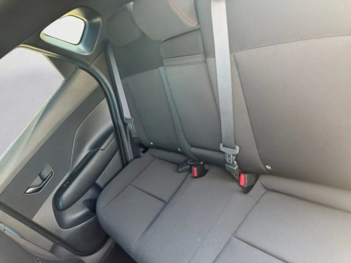 Hyundai Kona nuova a Padova (12)