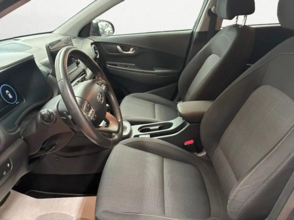 Hyundai Kona usata a Padova (11)