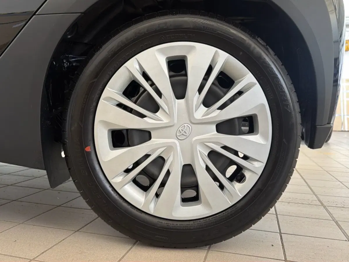 Toyota Aygo X nuova a Vicenza (10)