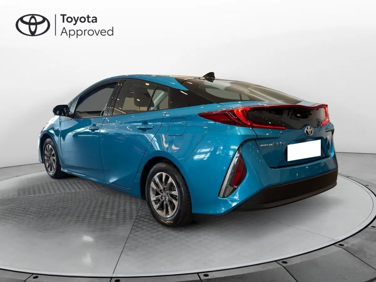Toyota Prius Plug-in usata a Vicenza (6)