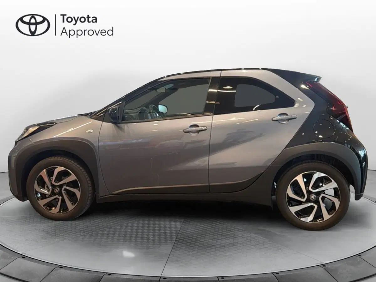 Toyota Aygo X usata a Vicenza (7)