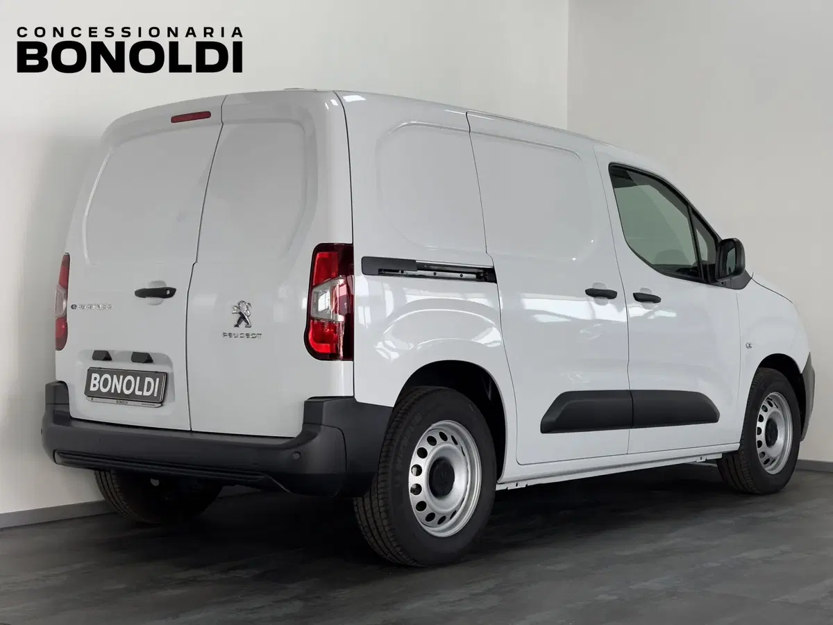 Peugeot e-Partner Furgone nuova a Brescia (20)
