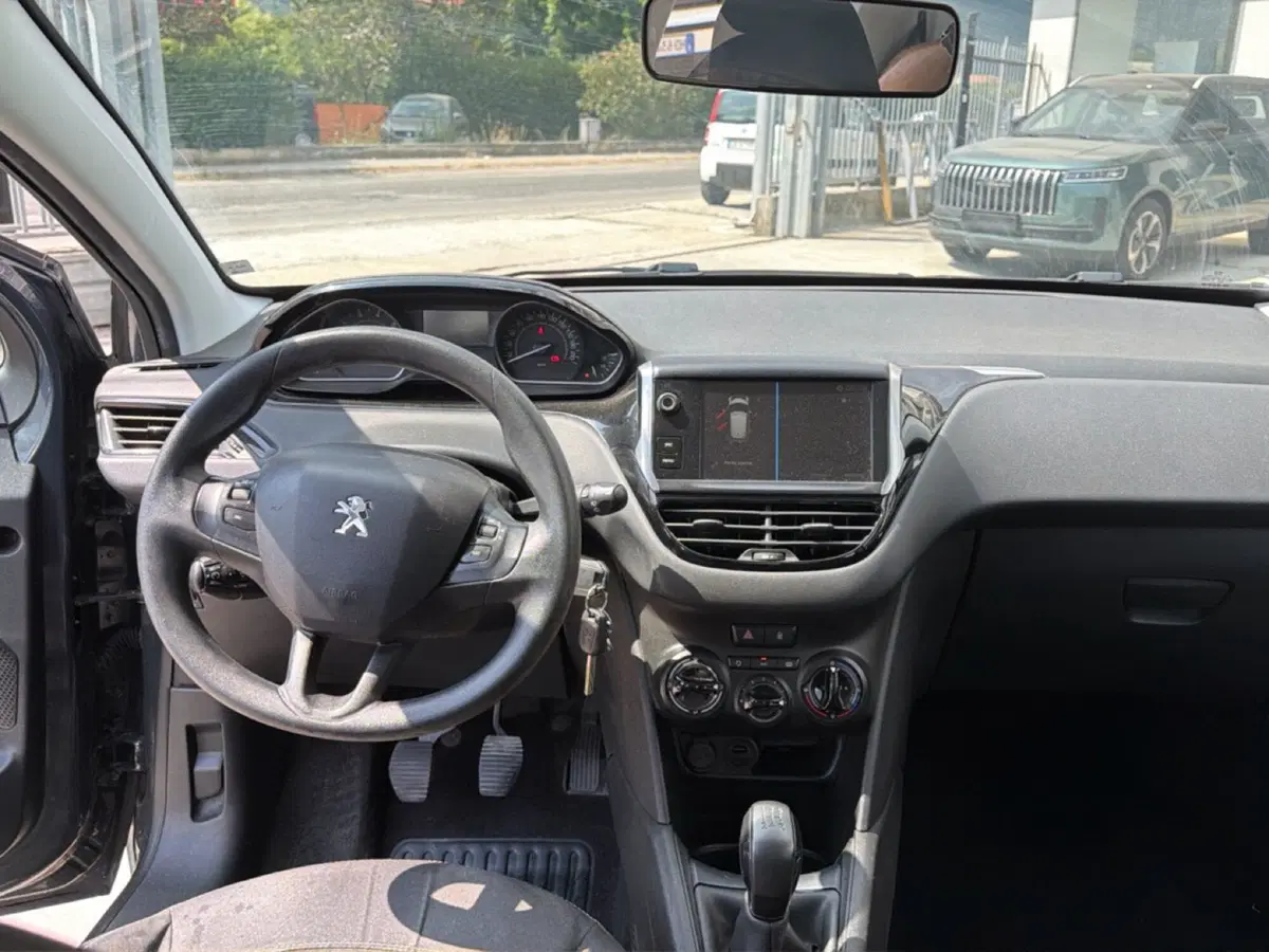 Peugeot 208 usata a Frosinone (17)