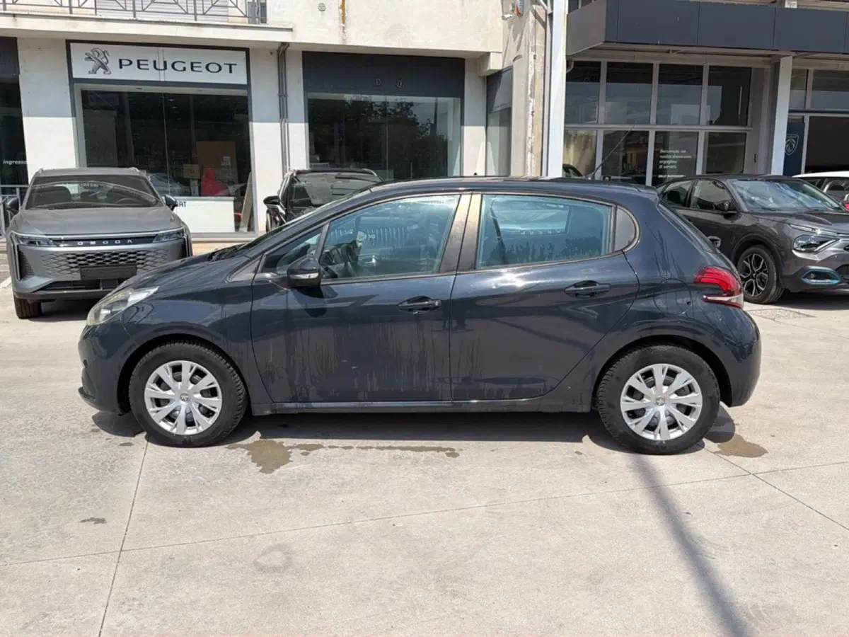 Peugeot 208 usata a Frosinone (2)