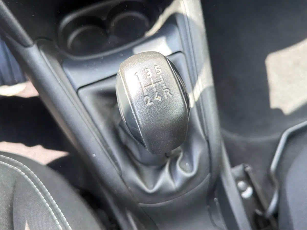 Peugeot 208 usata a Frosinone (20)