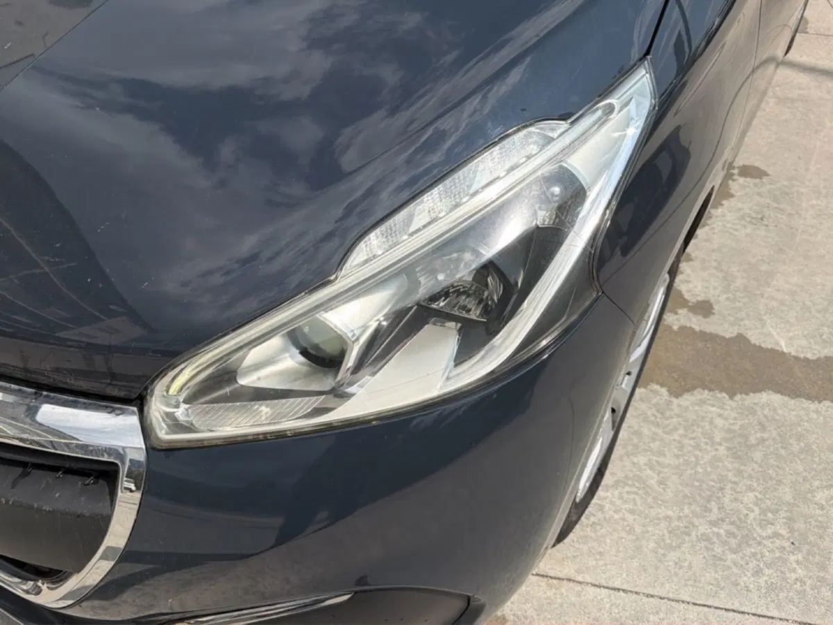 Peugeot 208 usata a Frosinone (9)