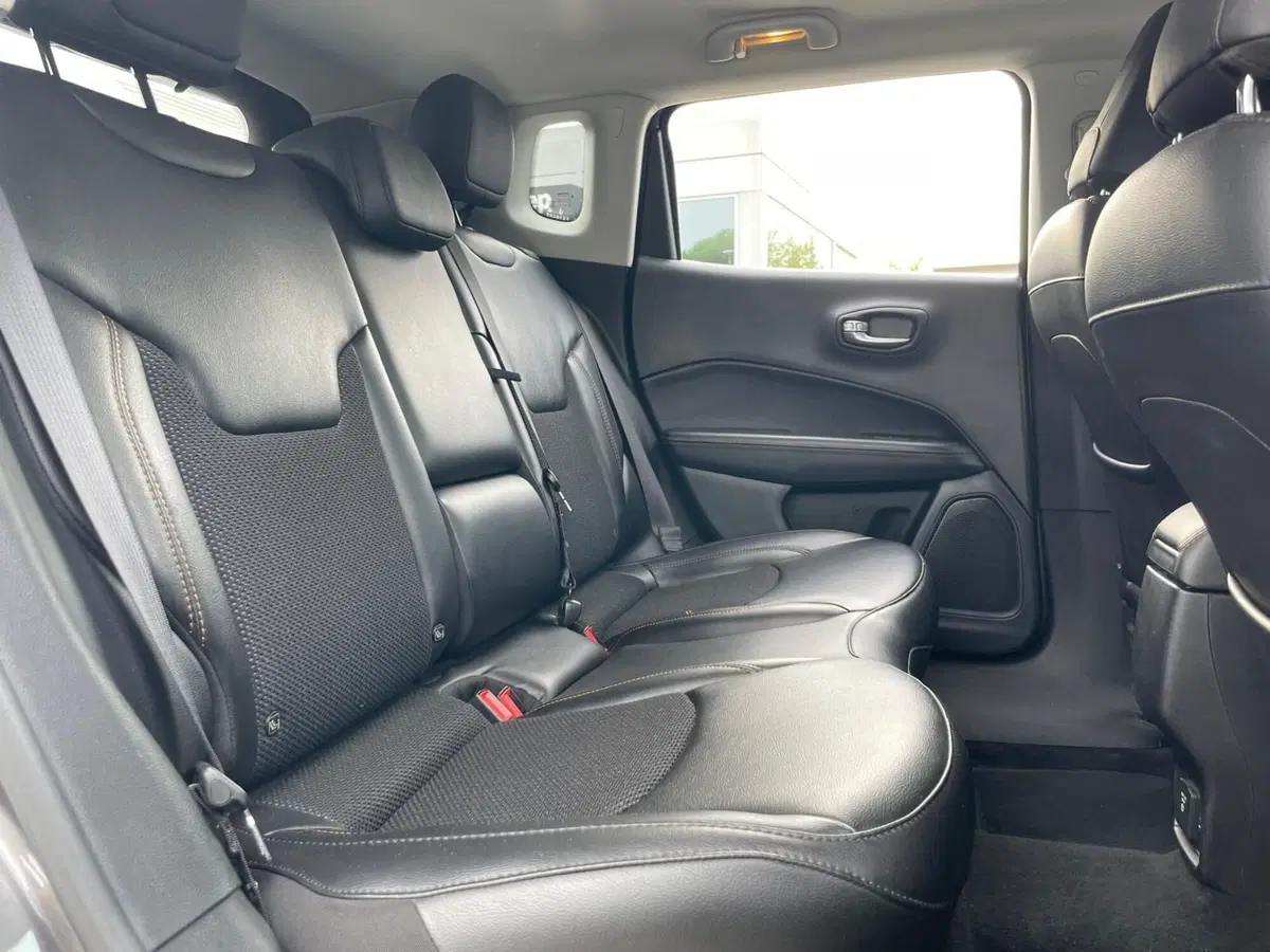 Jeep Compass usata a Ancona (17)