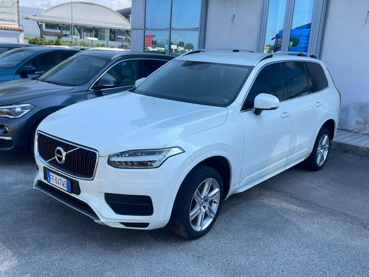 Volvo XC90 usata a Frosinone
