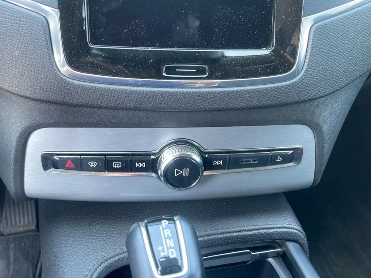 Volvo XC90 usata a Frosinone (10)
