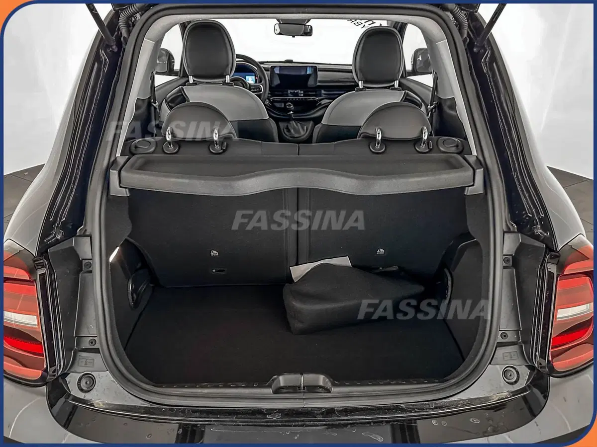 Fiat 500 nuova a Milano (11)