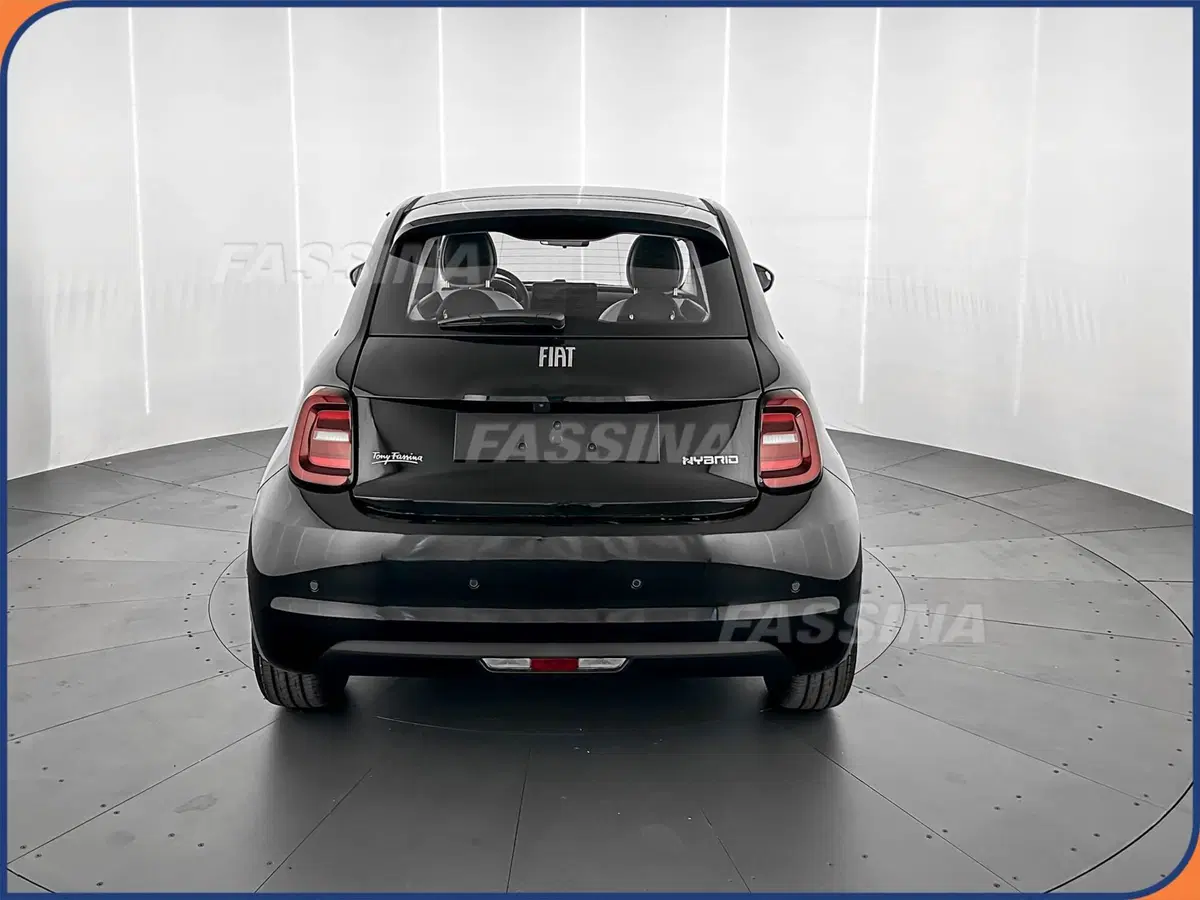 Fiat 500 nuova a Milano (5)