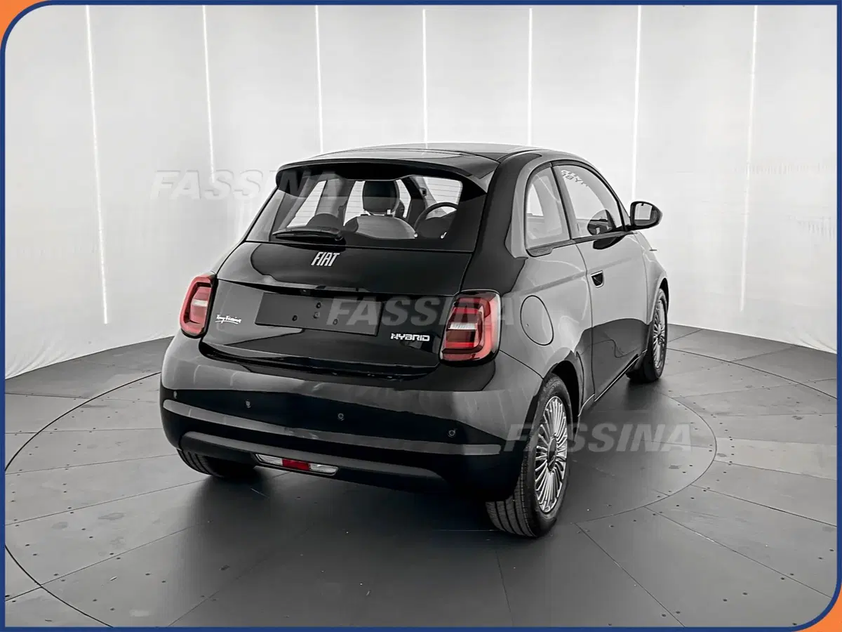 Fiat 500 nuova a Milano (6)