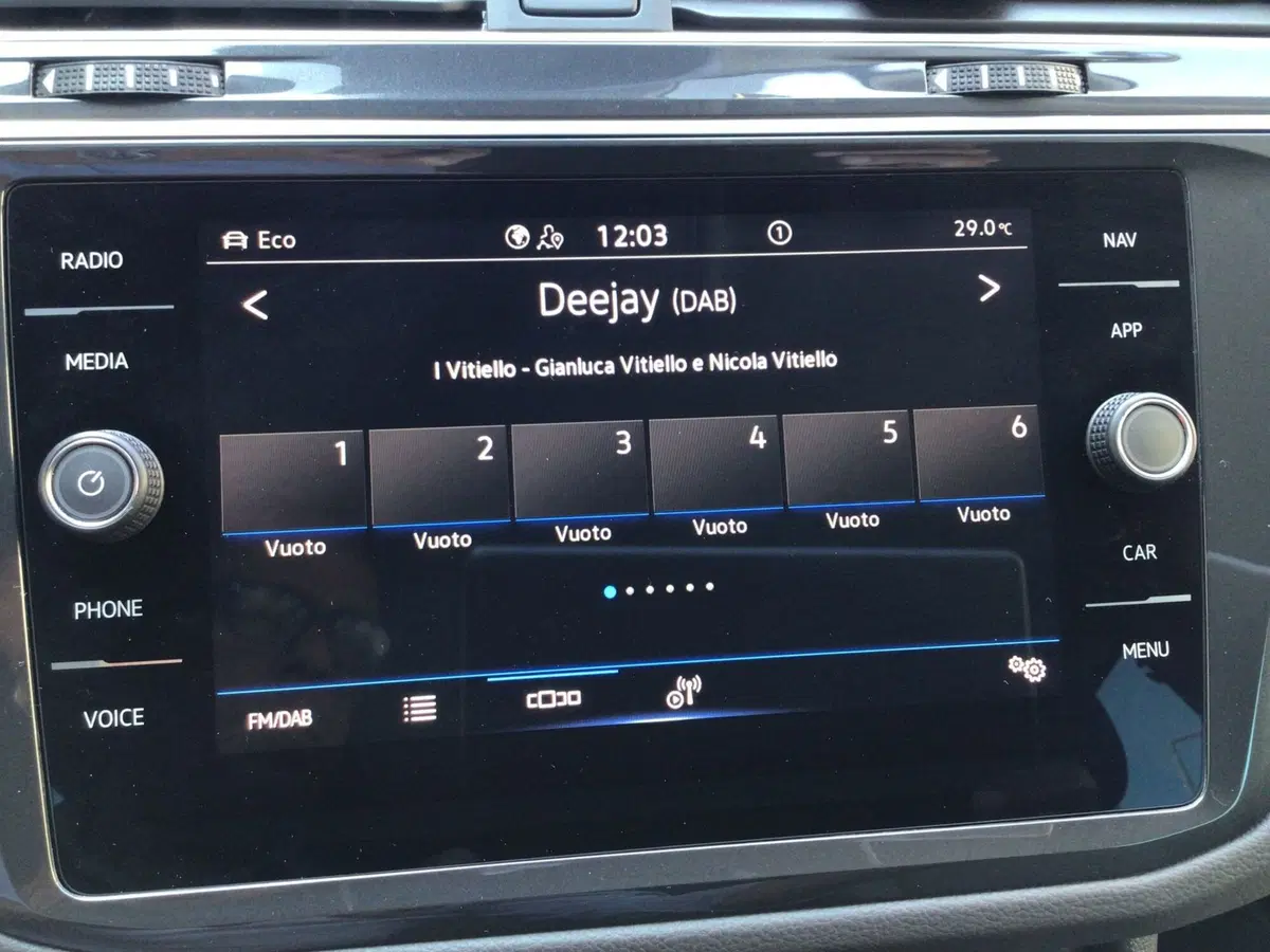 Volkswagen Tiguan usata a Genova (17)
