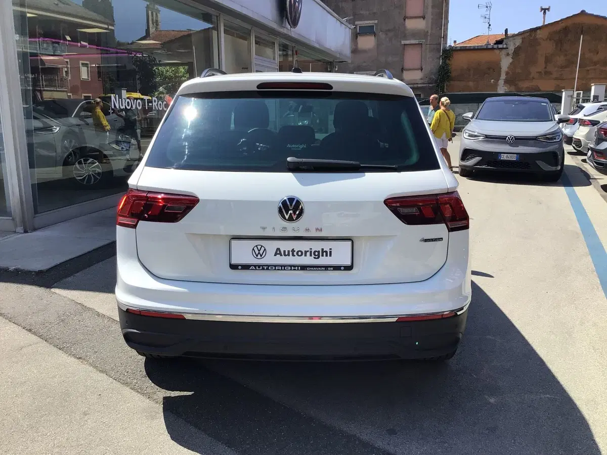 Volkswagen Tiguan usata a Genova (5)