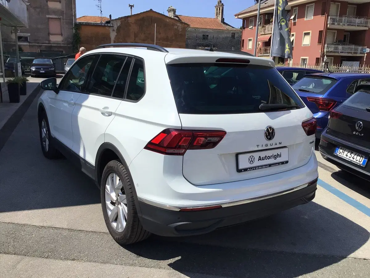 Volkswagen Tiguan usata a Genova (6)