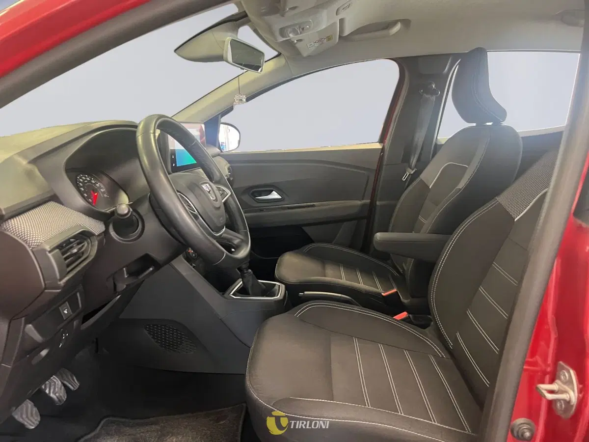 Dacia Sandero usata a Milano (10)