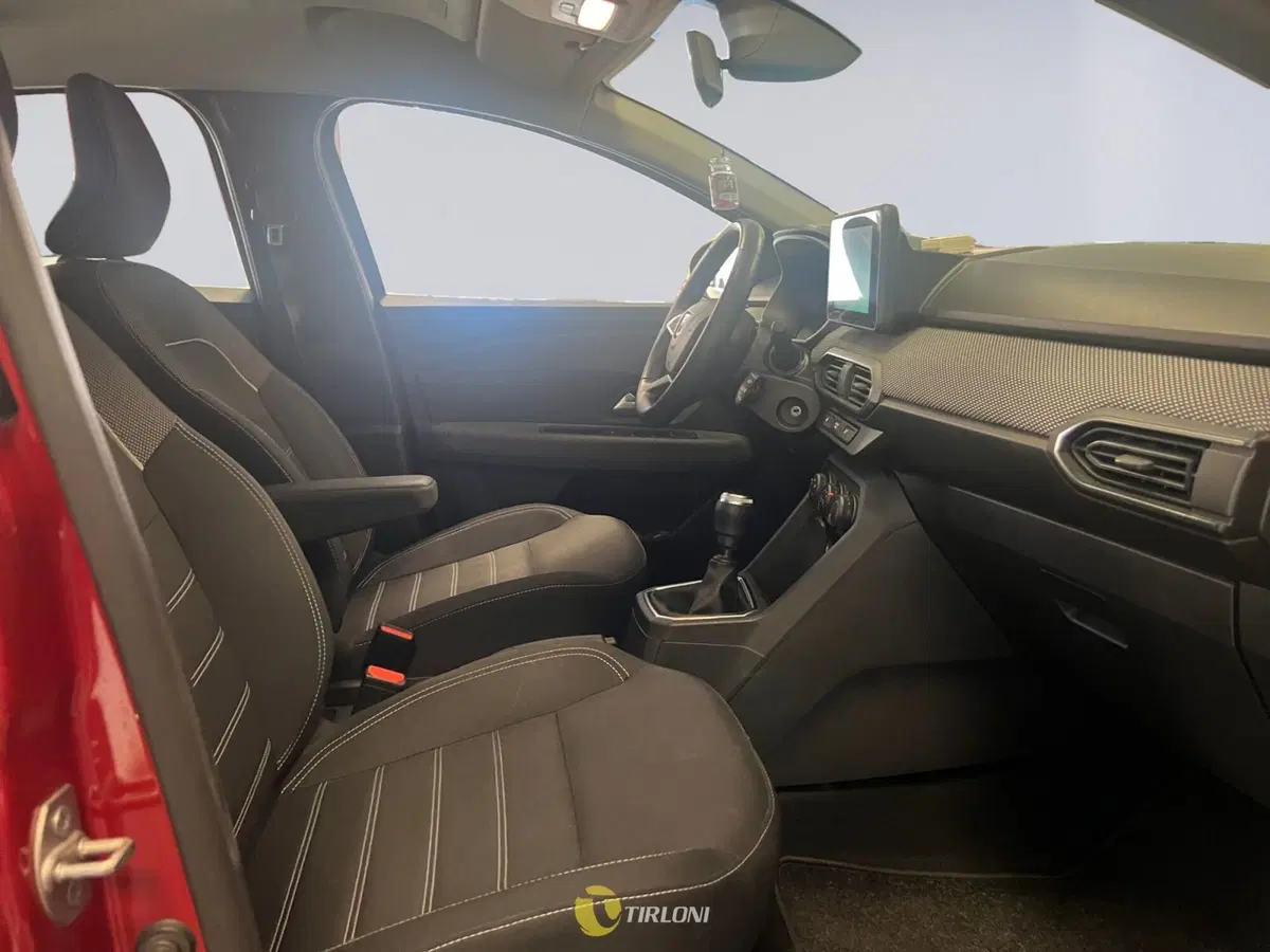 Dacia Sandero usata a Milano (11)