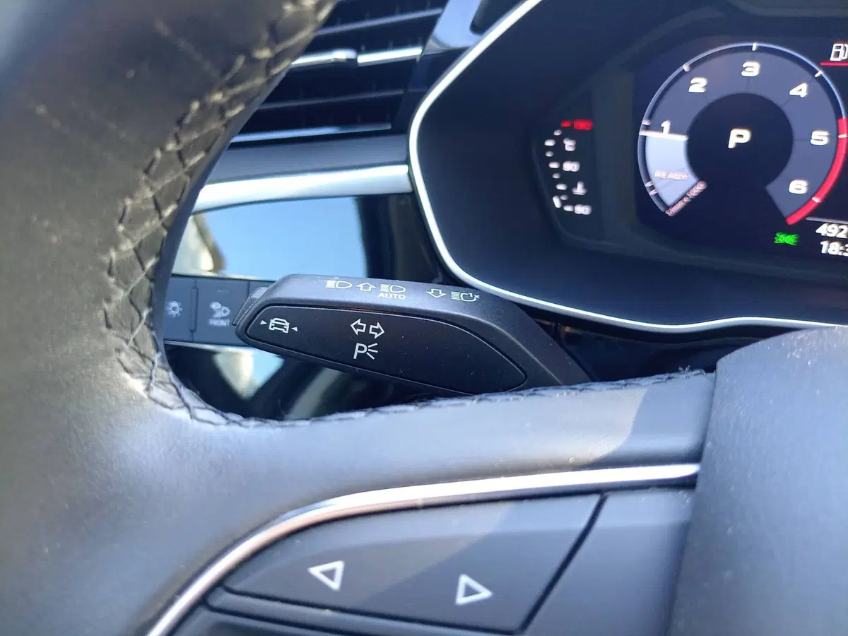 Audi Q3 usata a Bari (18)