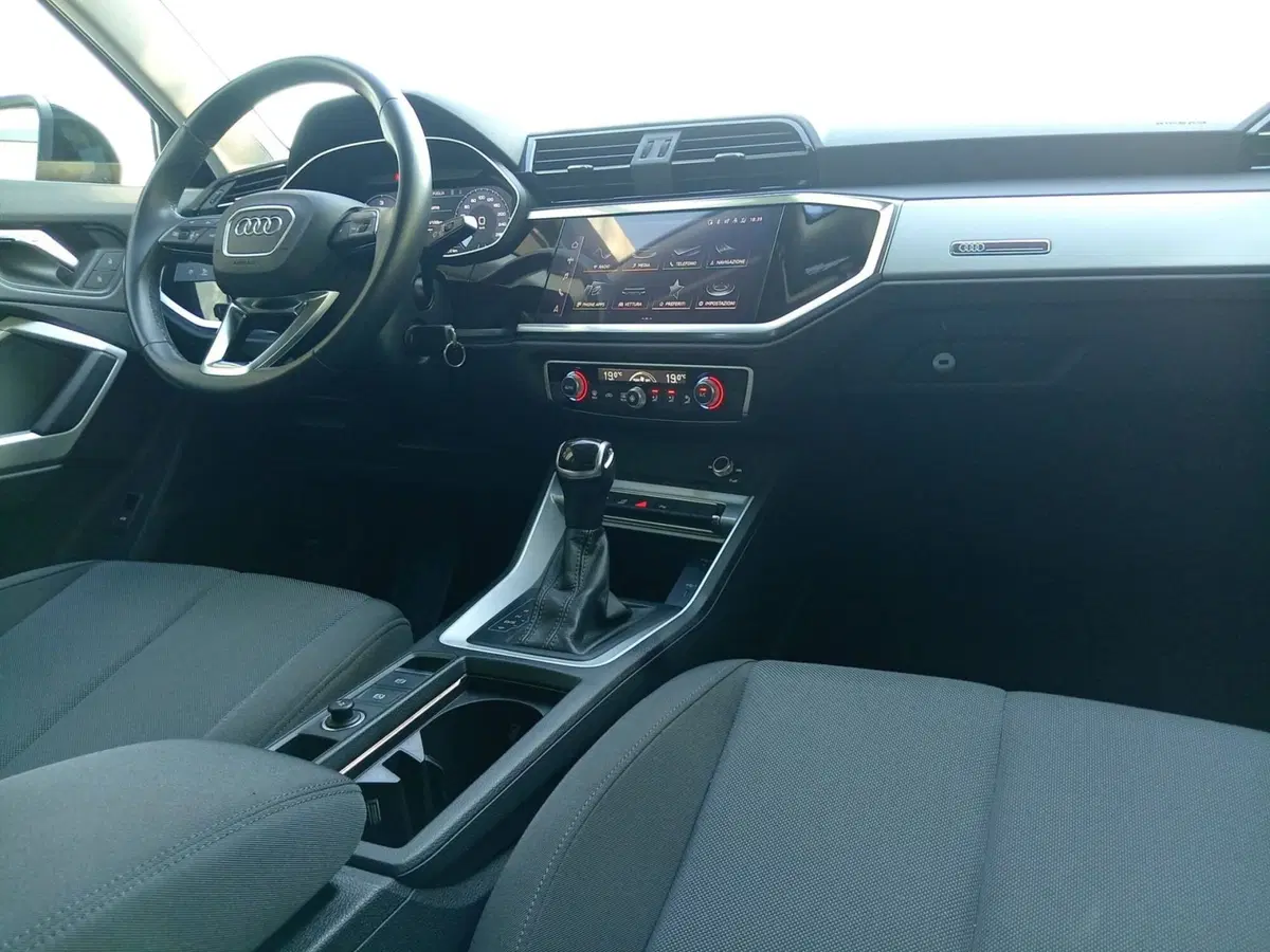 Audi Q3 usata a Bari (4)