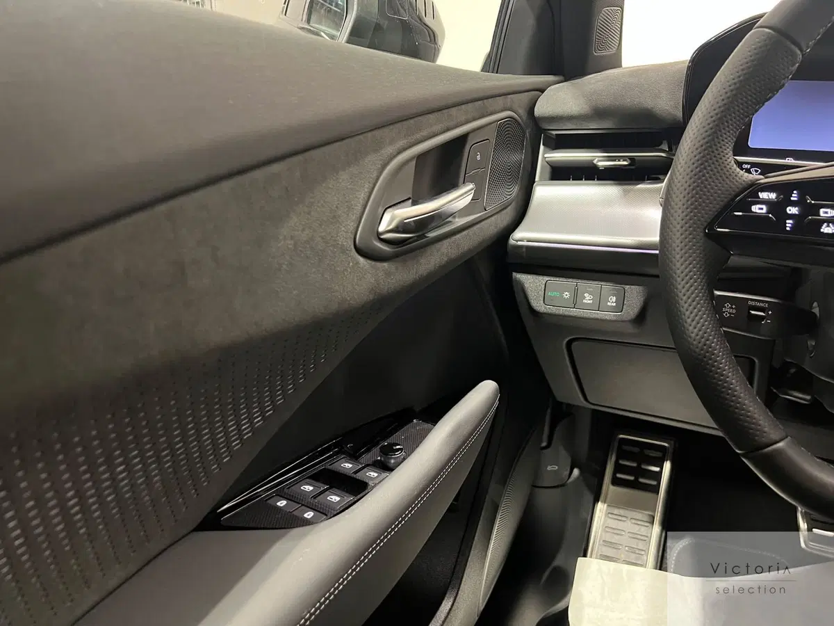 Audi Q3 Sportback nuova a Brescia (8)