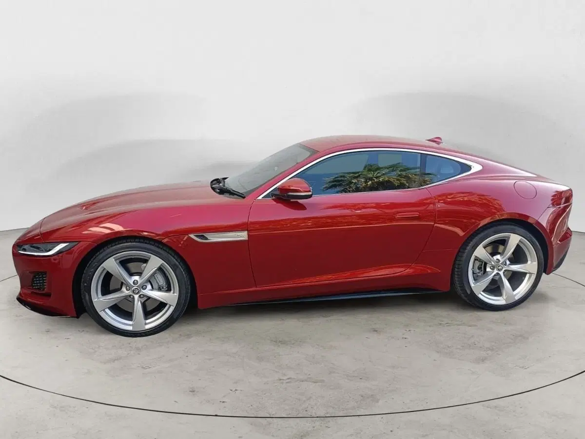 Jaguar F-Type Coupé usata a Ascoli Piceno (4)