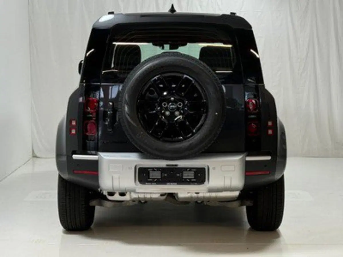 Land Rover Defender nuova a Bolzano (7)