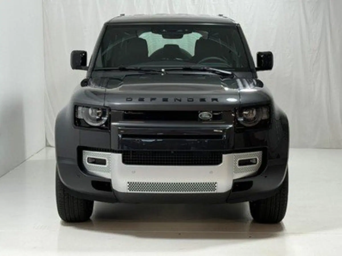 Land Rover Defender nuova a Bolzano (8)