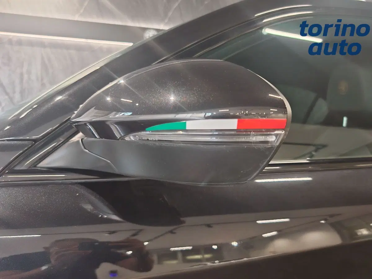 Alfa Romeo Stelvio usata a Torino (6)