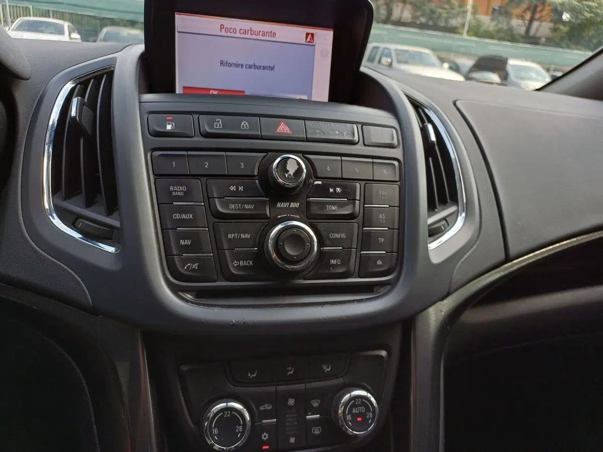 Opel Zafira Tourer usata a Modena (16)
